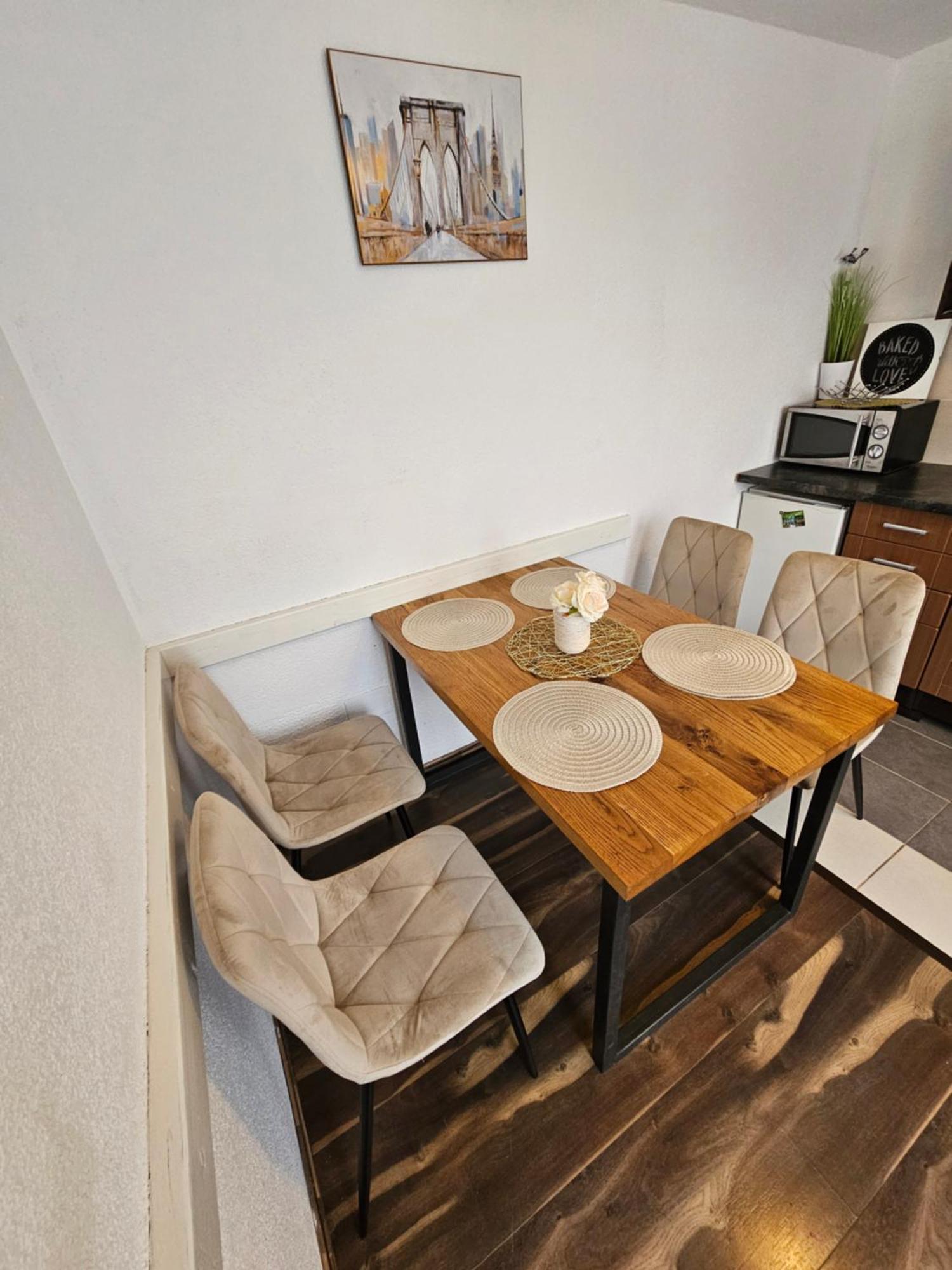 Apartments Luka Rakovica Esterno foto